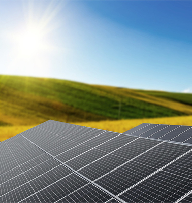I pannelli solari agricoli di alto potere di alta efficienza 550W raddoppiano i mono moduli di vetro